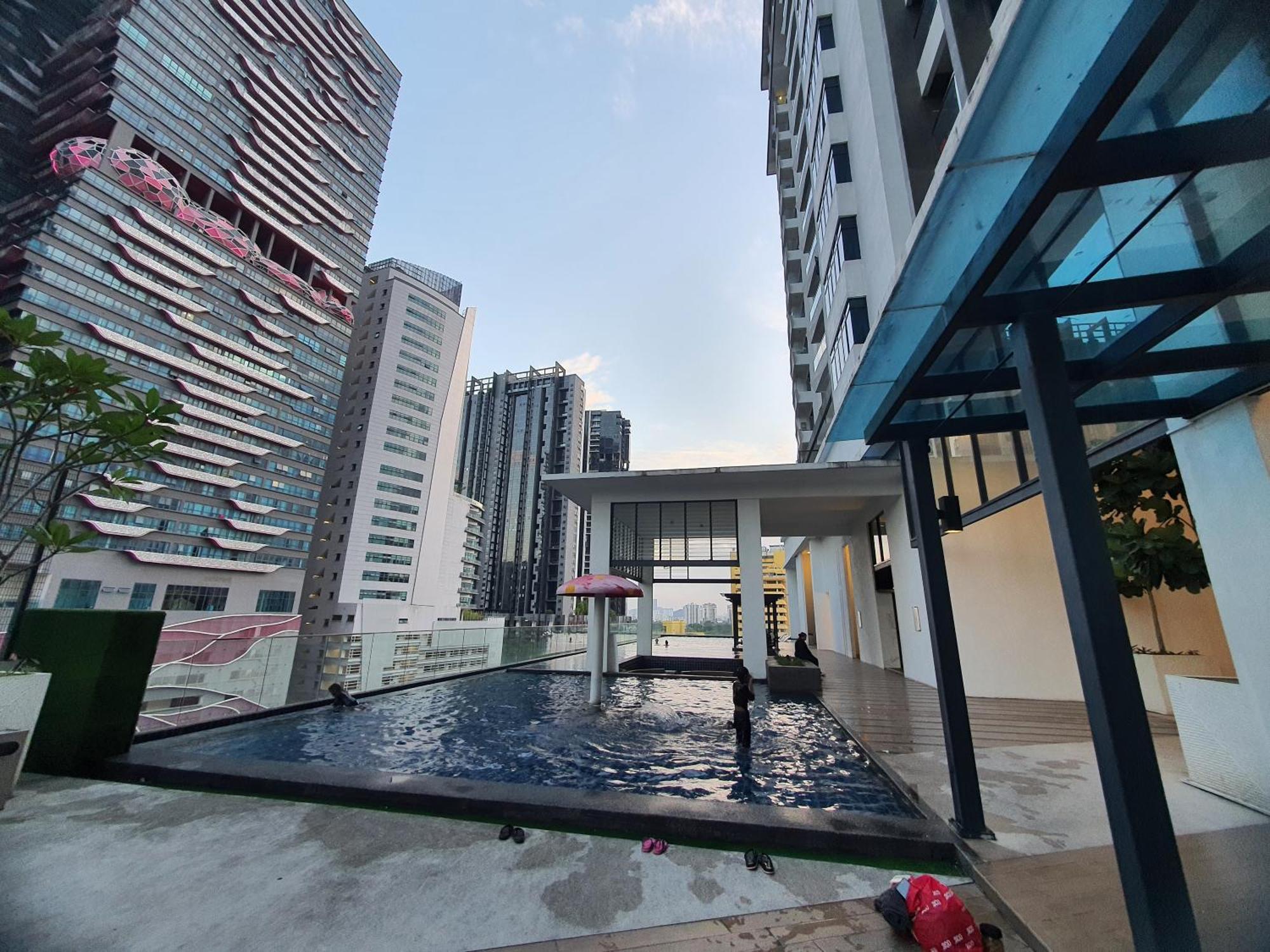 קואלה לומפור Reizz Residence By Luxury Suites מראה חיצוני תמונה