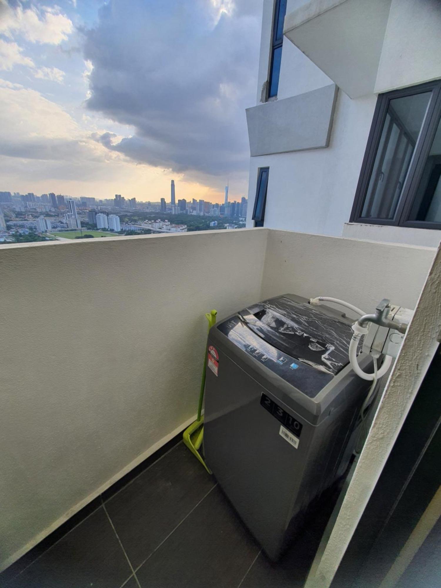 קואלה לומפור Reizz Residence By Luxury Suites מראה חיצוני תמונה