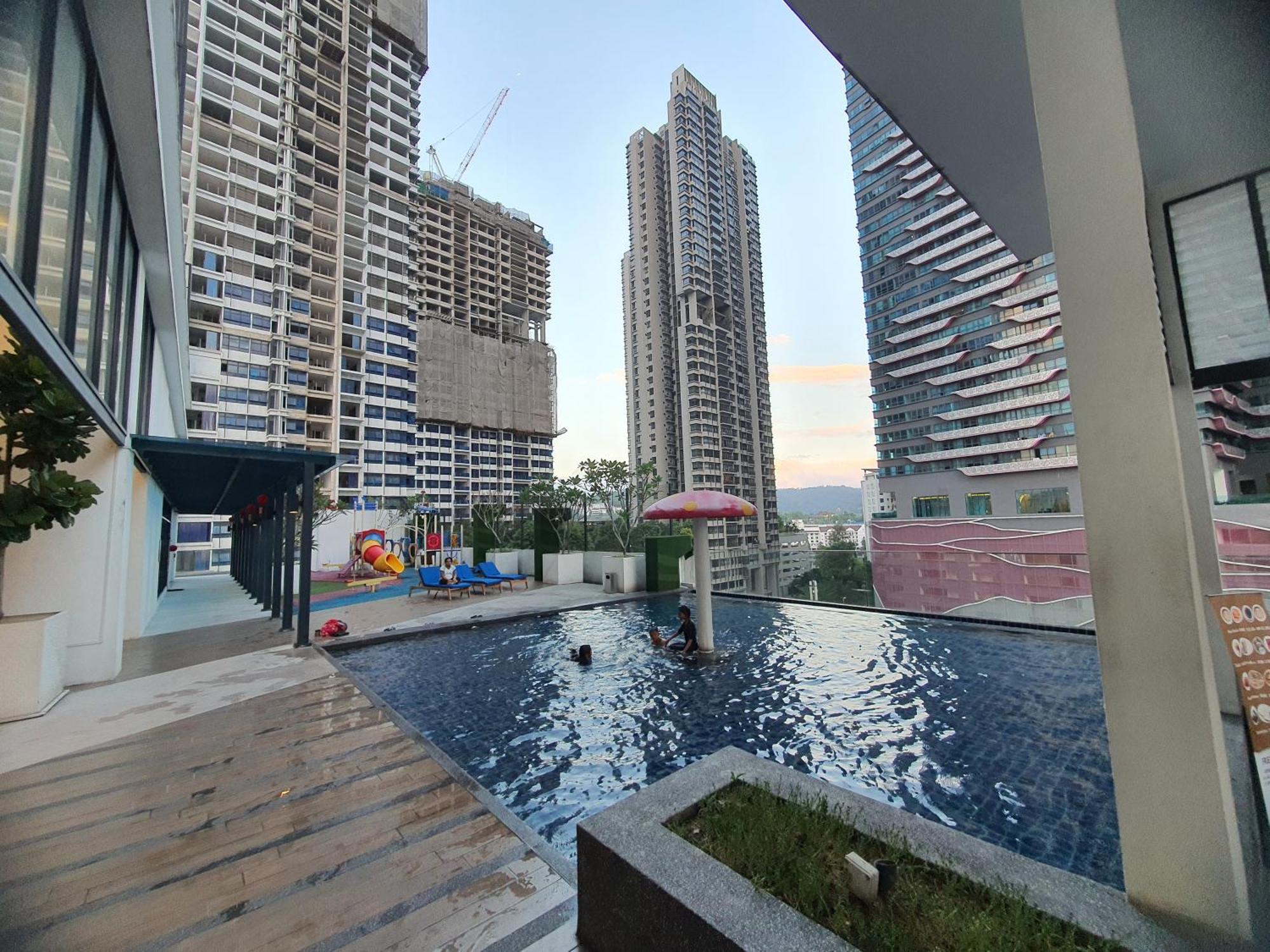 קואלה לומפור Reizz Residence By Luxury Suites מראה חיצוני תמונה